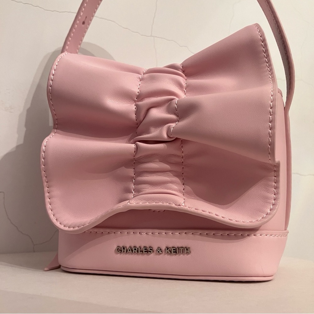 Charles & Keith Kadee Ruched Bow-Charm Mini Bag NWT - Picture 3 of 12